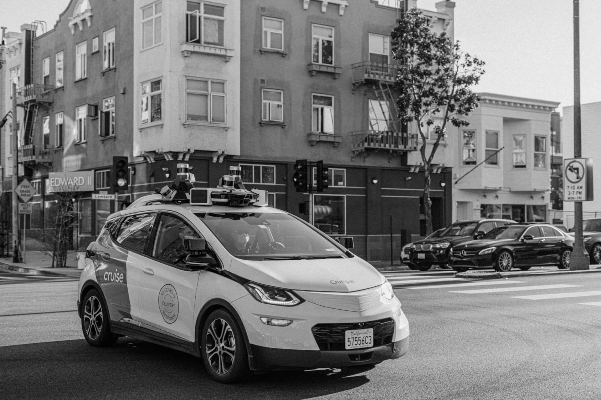 How Do Autonomous Vehicles Use Machine Learning?